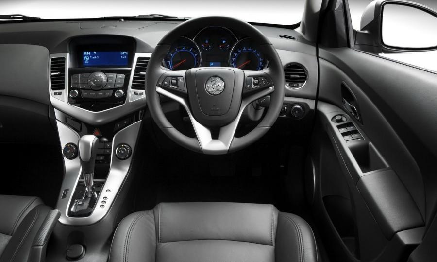  Holden Cruze Sedan 2009 года  (фото 24 из 35)